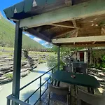 Bar-restaurant-hotel River 4* Kelcyre