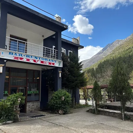 Hotel Bar-restaurant-hotel River 4*