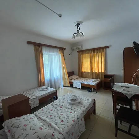 Bar-restaurant-hotel River Kelcyre