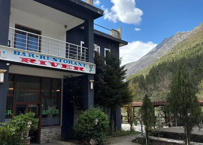 Hotel Bar-restaurant-hotel River 4*